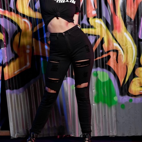 Fashion nova Highwasted jeans